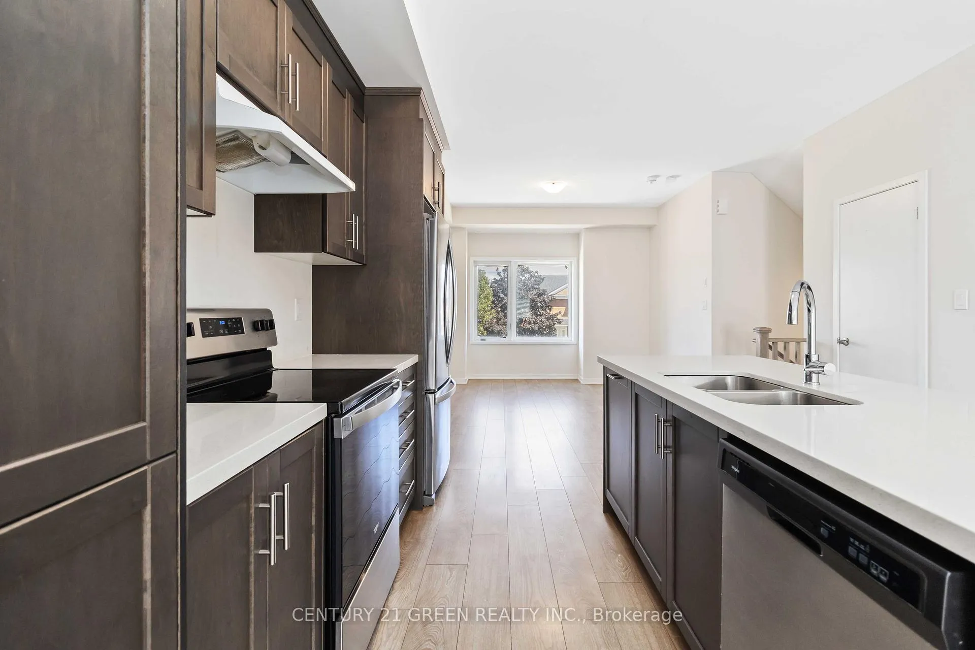 Photo 17 of 142 Landsbridge Street, Caledon, Bolton East — HOMEH