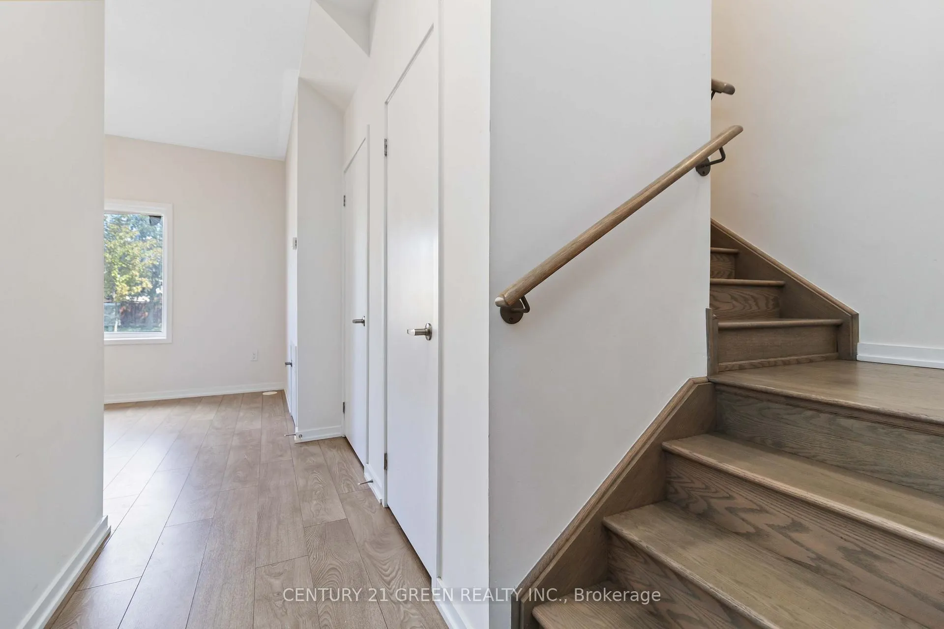 Photo 20 of 142 Landsbridge Street, Caledon, Bolton East — HOMEH