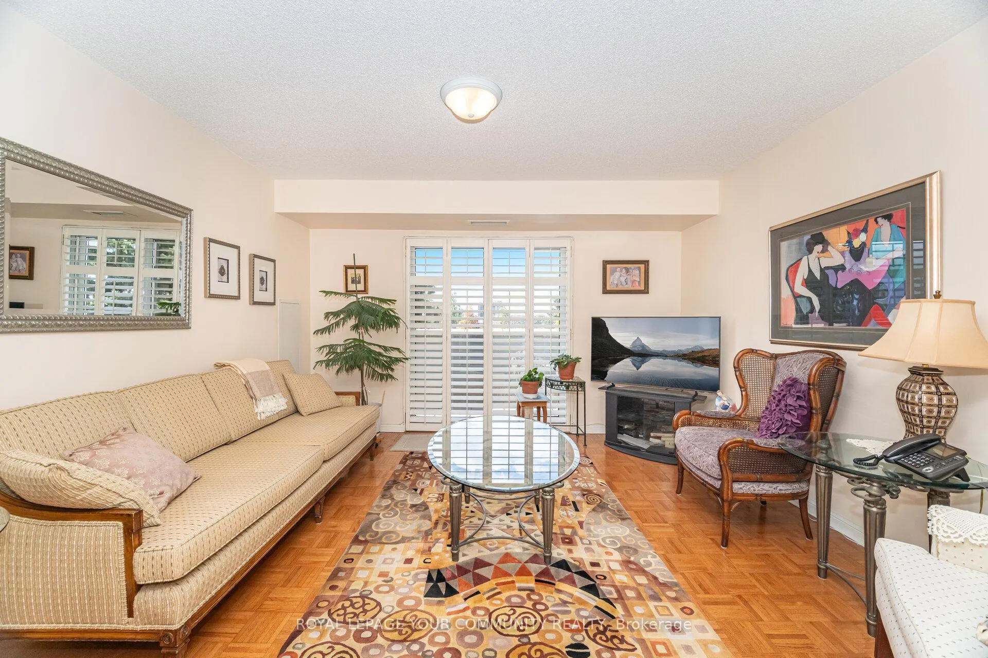 Photo 14 of Unit 218, 2500 Rutherford Road, Vaughan, Maple — HOMEH