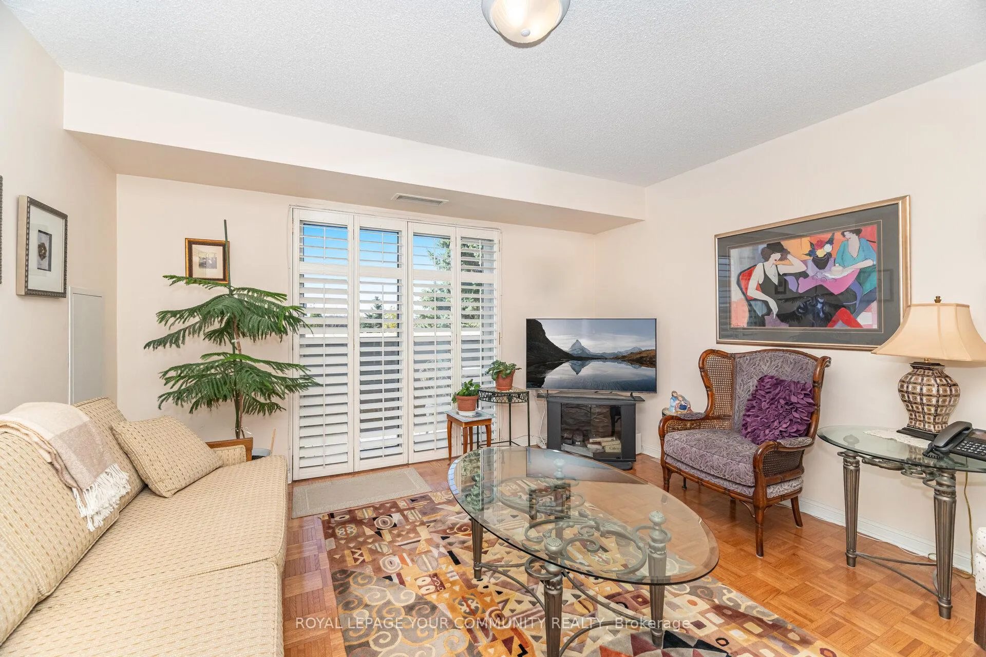 Photo 15 of Unit 218, 2500 Rutherford Road, Vaughan, Maple — HOMEH