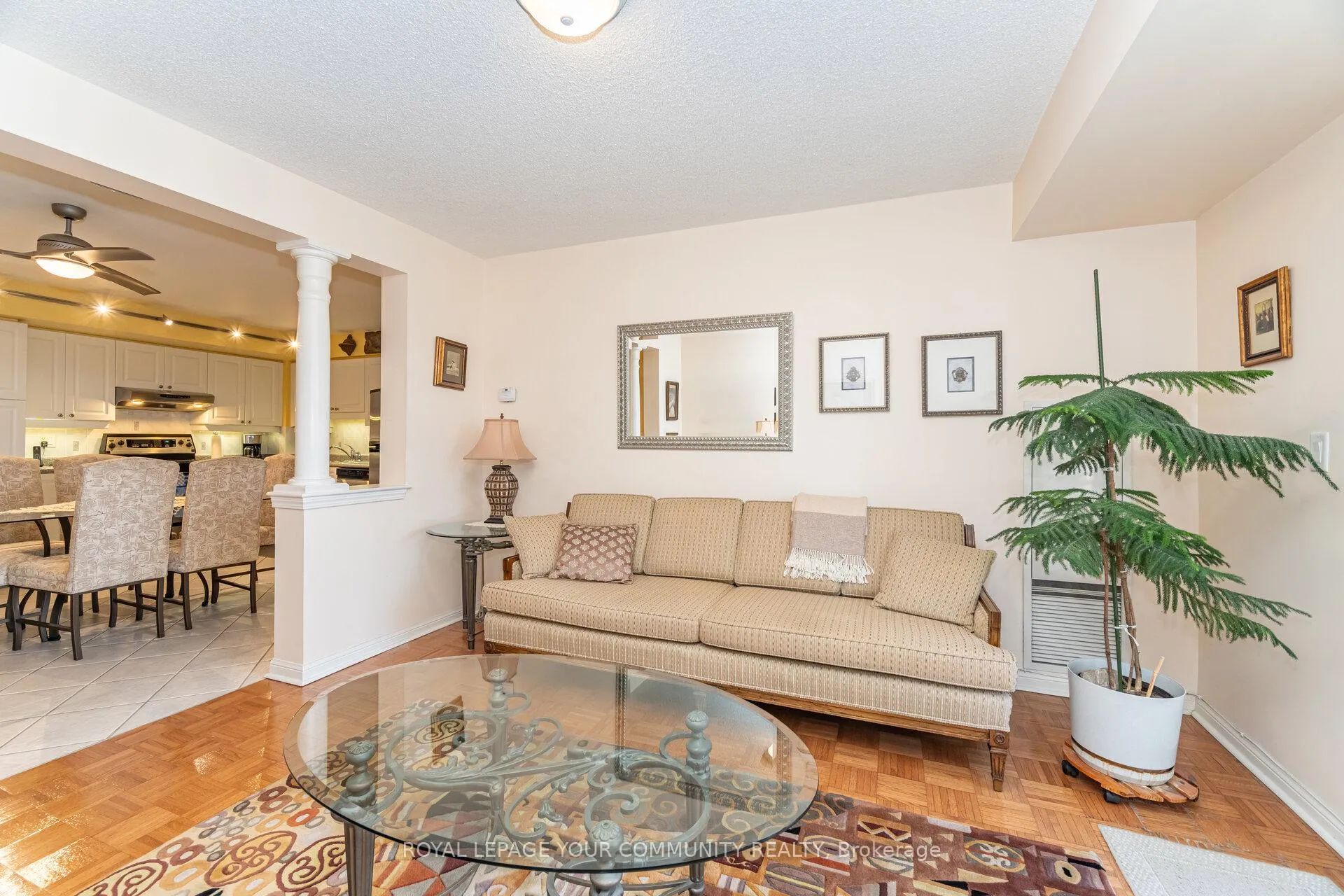 Photo 17 of Unit 218, 2500 Rutherford Road, Vaughan, Maple — HOMEH
