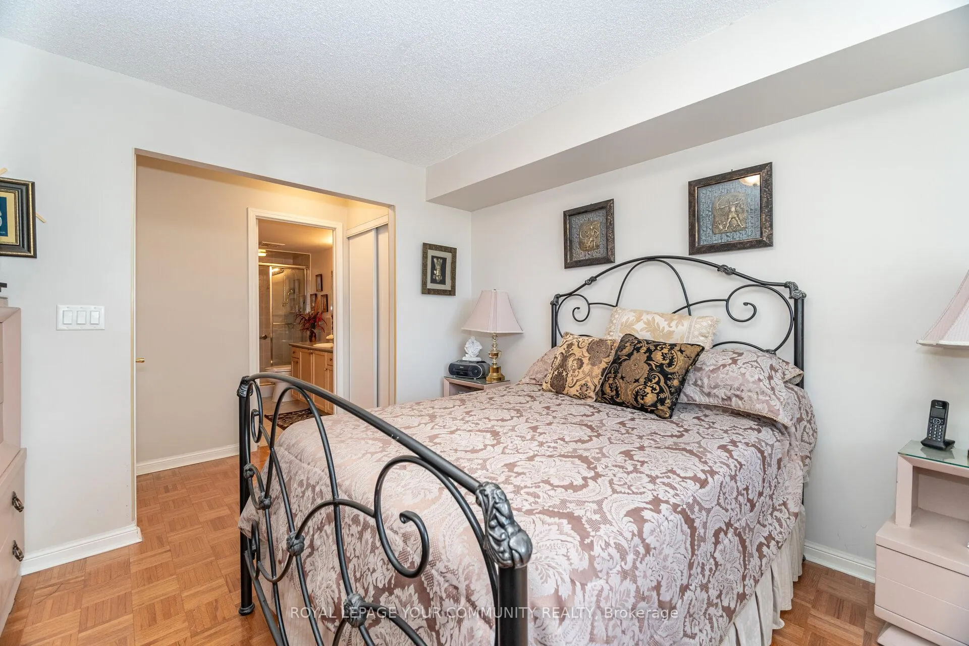 Photo 20 of Unit 218, 2500 Rutherford Road, Vaughan, Maple — HOMEH