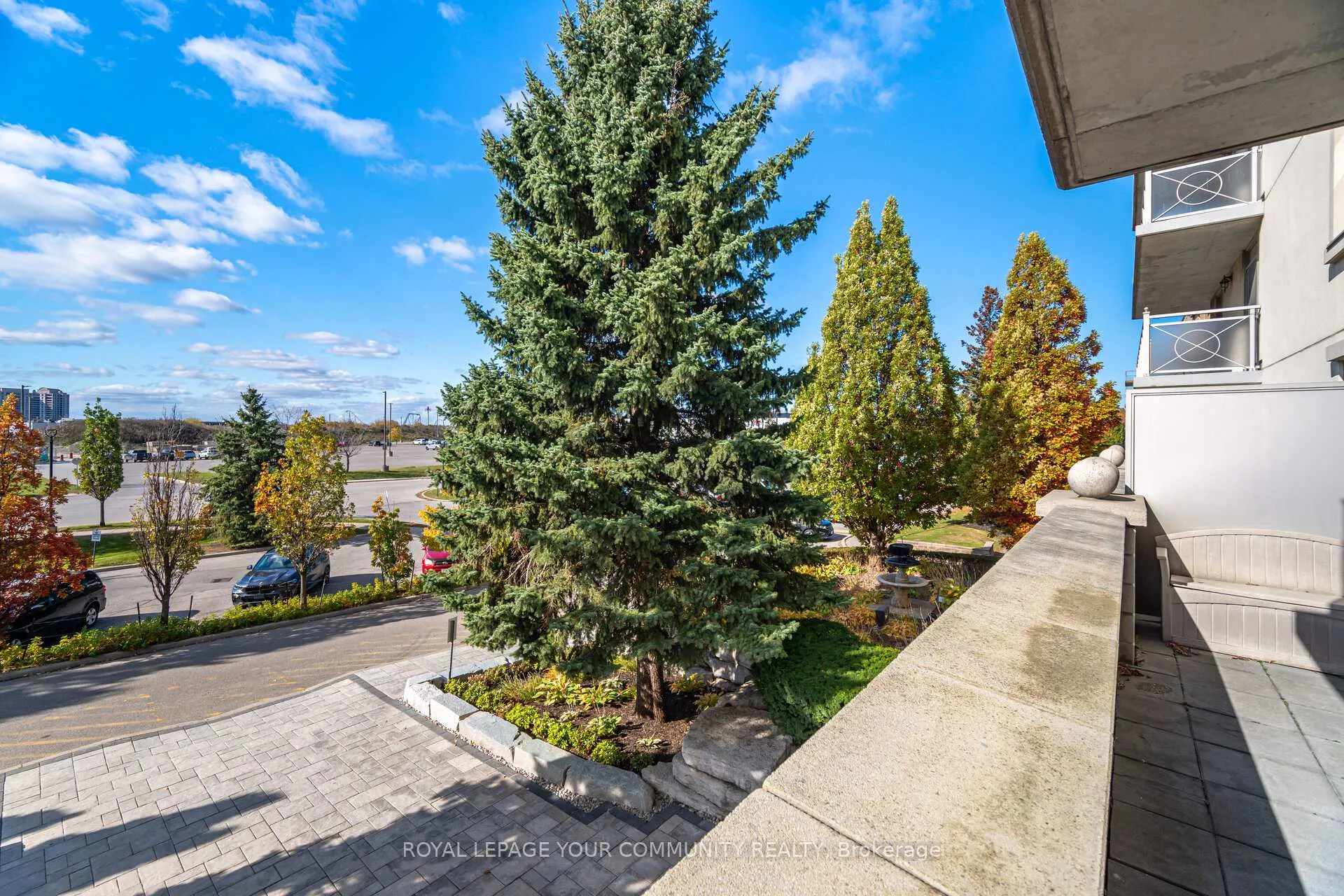 Photo 31 of Unit 218, 2500 Rutherford Road, Vaughan, Maple — HOMEH