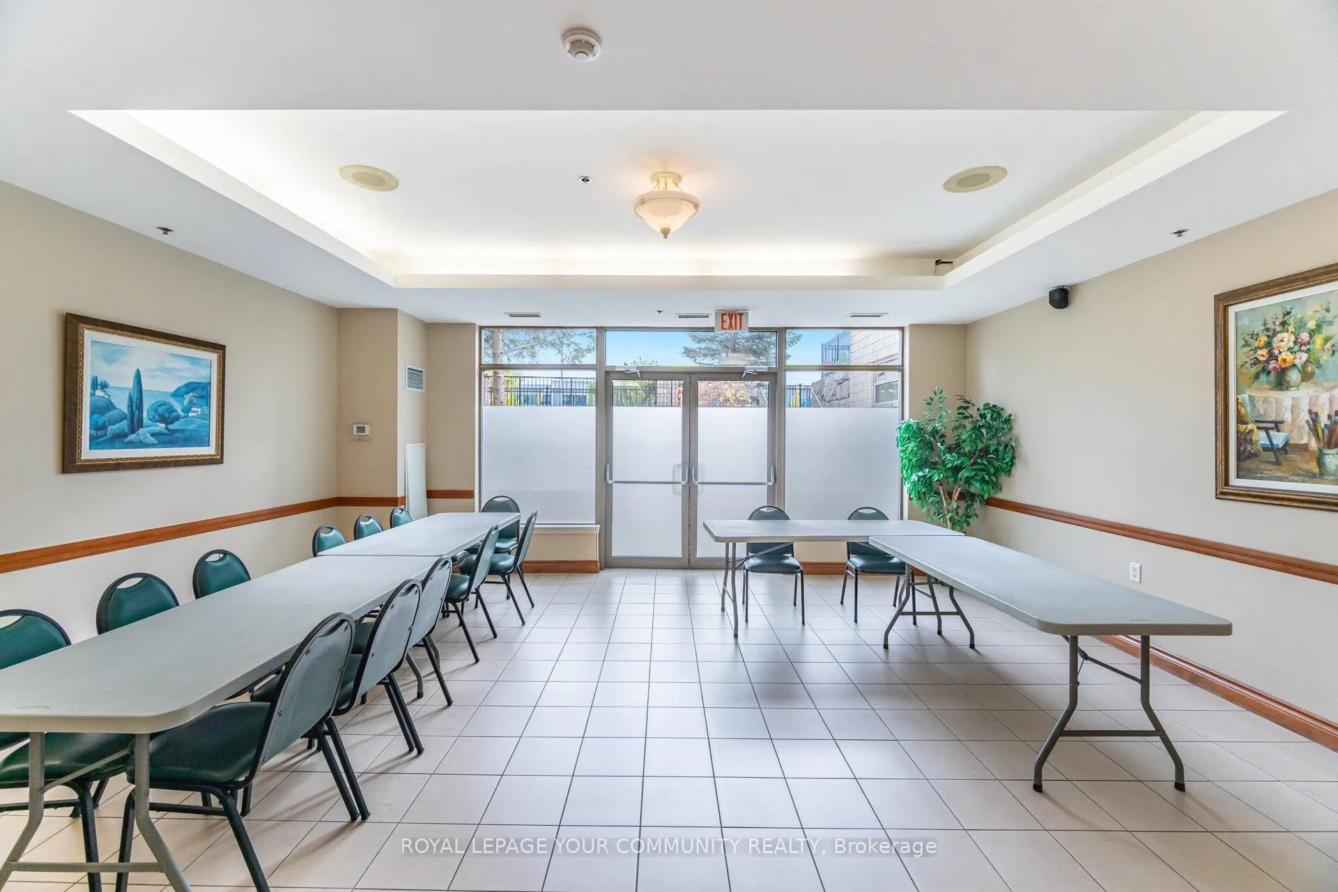 Photo 36 of Unit 218, 2500 Rutherford Road, Vaughan, Maple — HOMEH