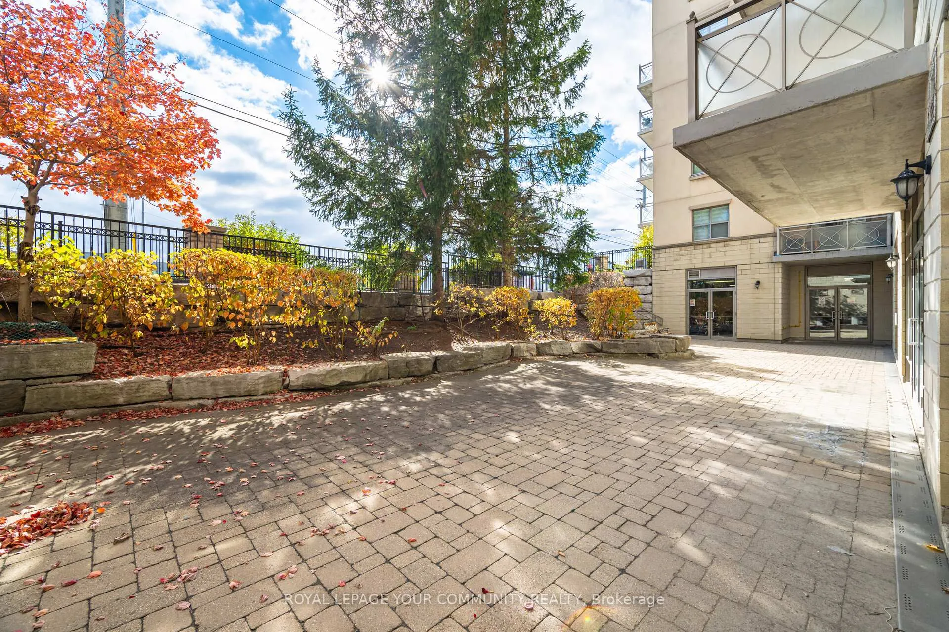Photo 44 of Unit 218, 2500 Rutherford Road, Vaughan, Maple — HOMEH