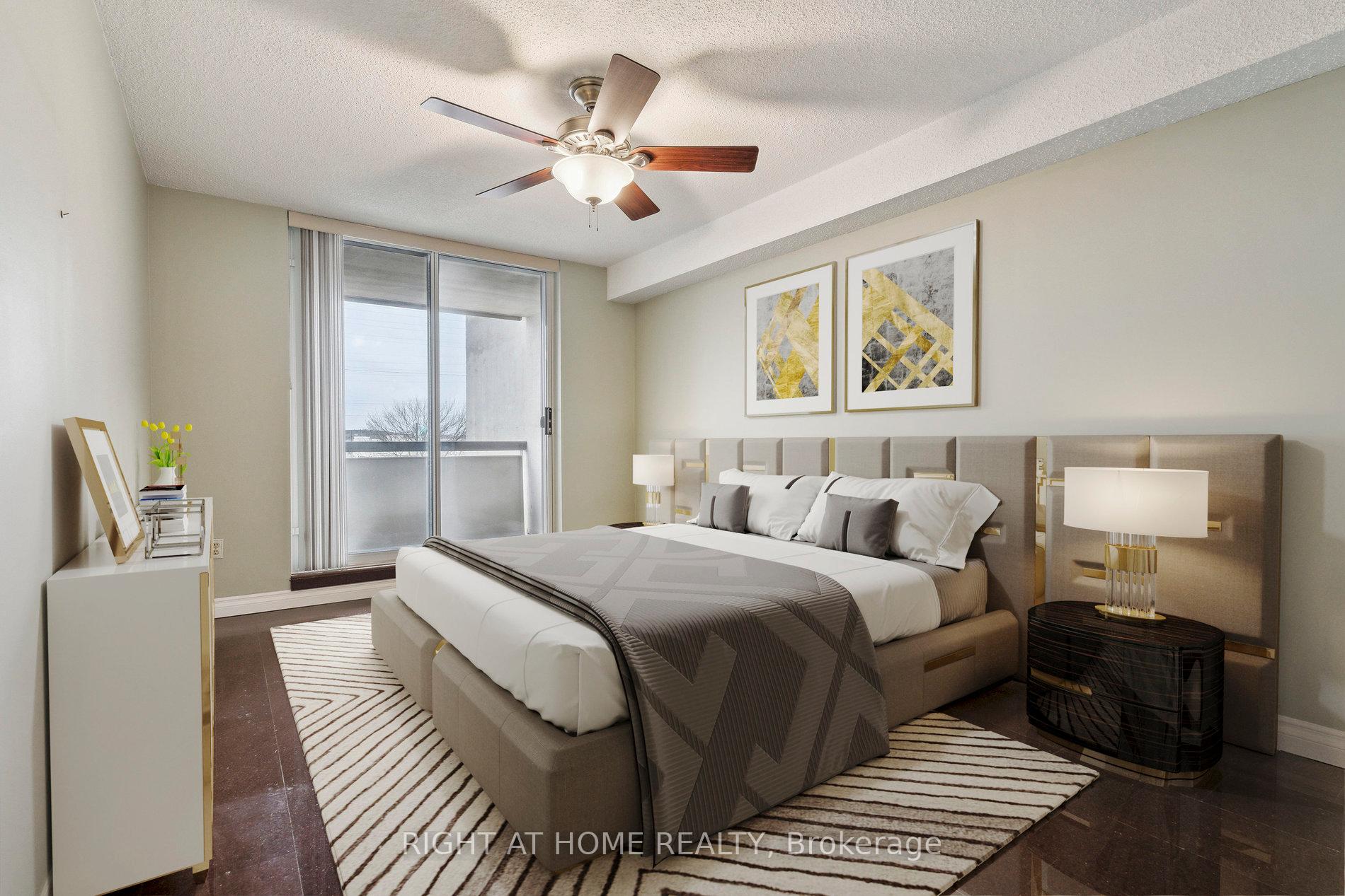 Photo 22 of Unit 307, 20 William Roe Boulevard, Newmarket, Central Newmarket — HOMEH