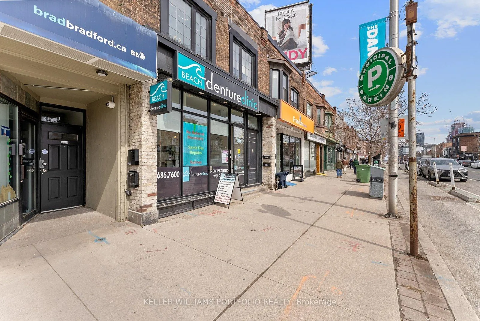 Photo 4 of 2118A Danforth Avenue, Toronto, East End-Danforth — HOMEH