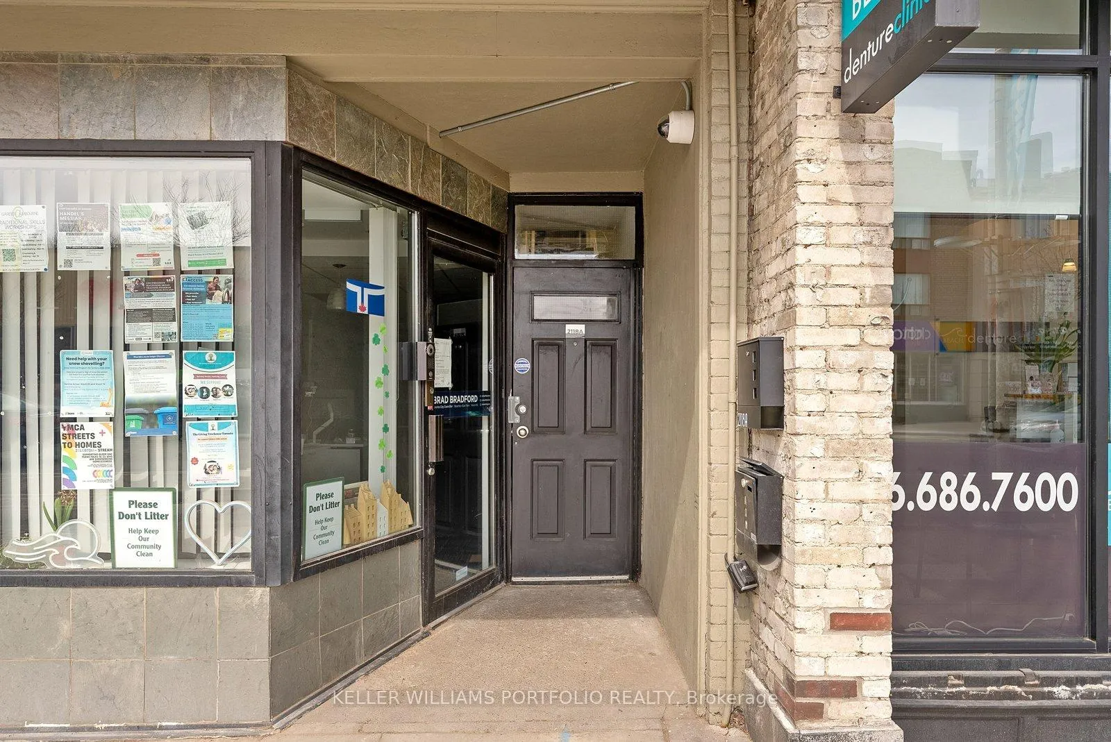 Photo 5 of 2118A Danforth Avenue, Toronto, East End-Danforth — HOMEH