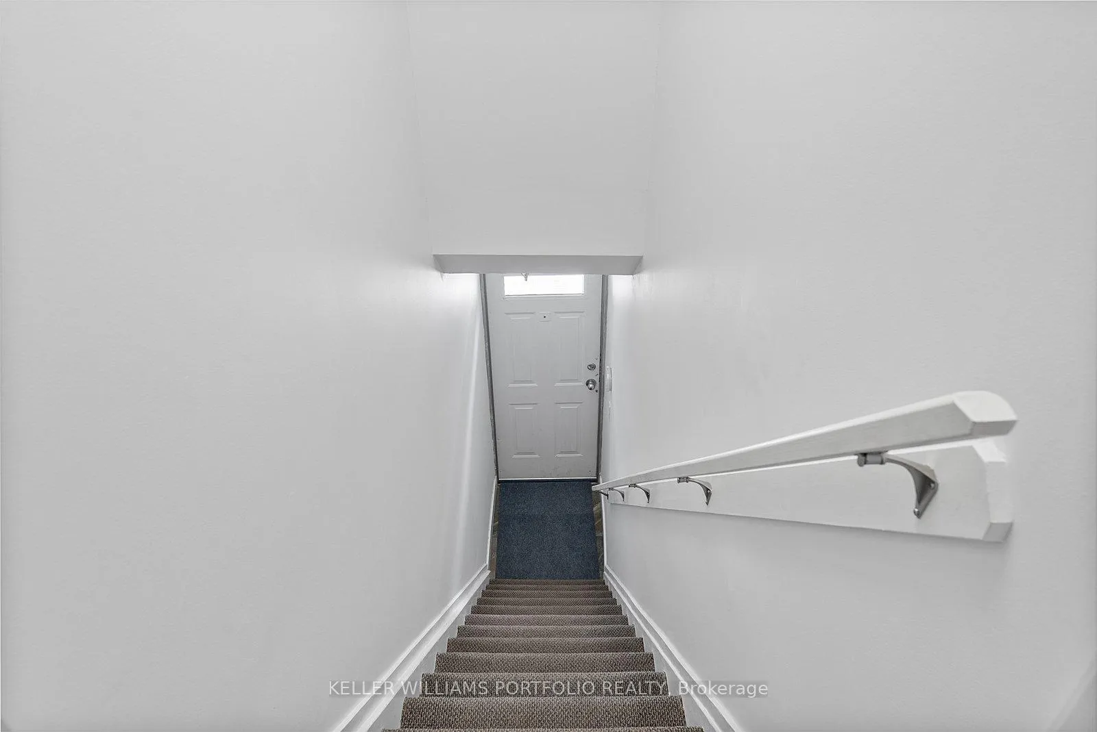 Photo 6 of 2118A Danforth Avenue, Toronto, East End-Danforth — HOMEH