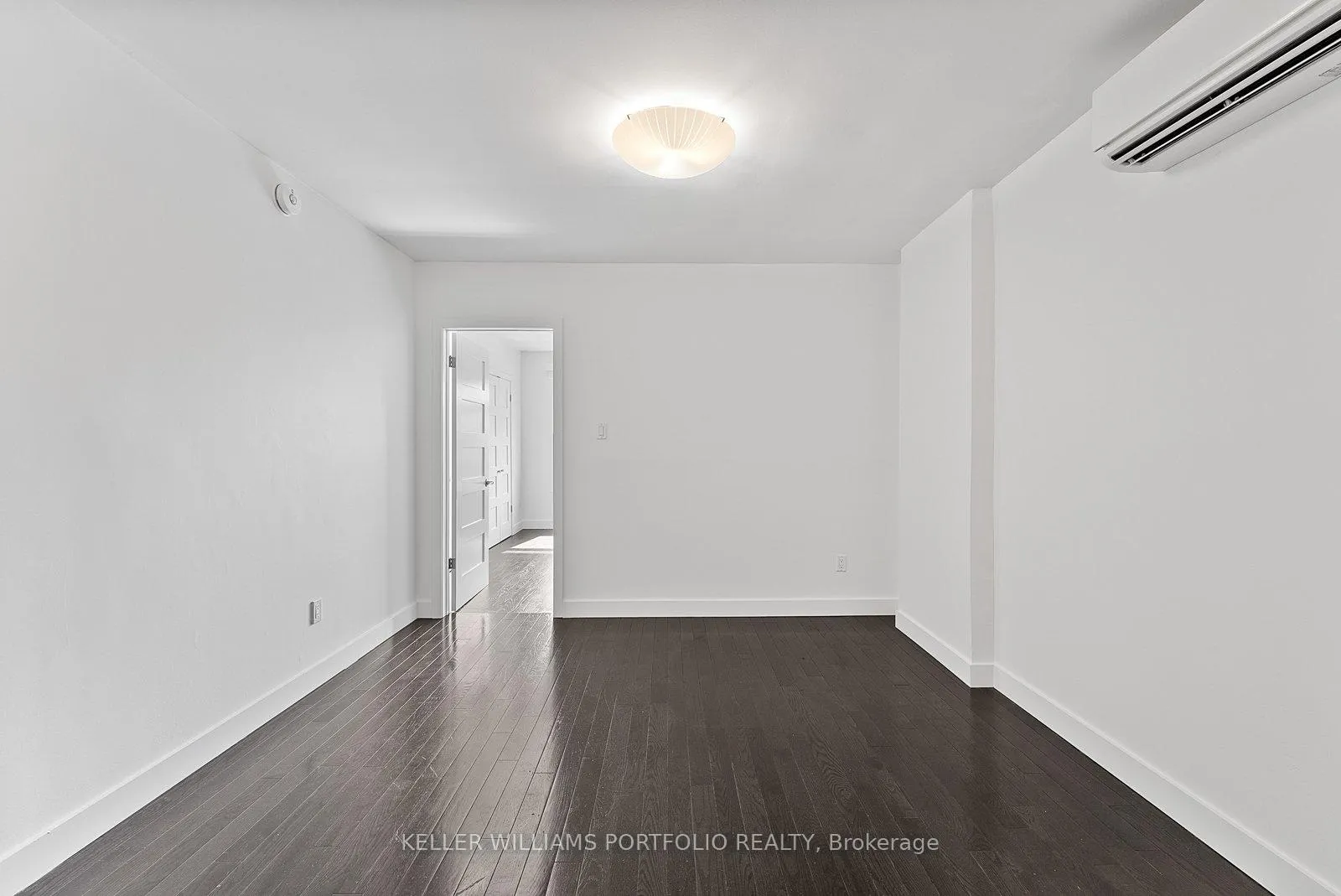 Photo 10 of 2118A Danforth Avenue, Toronto, East End-Danforth — HOMEH