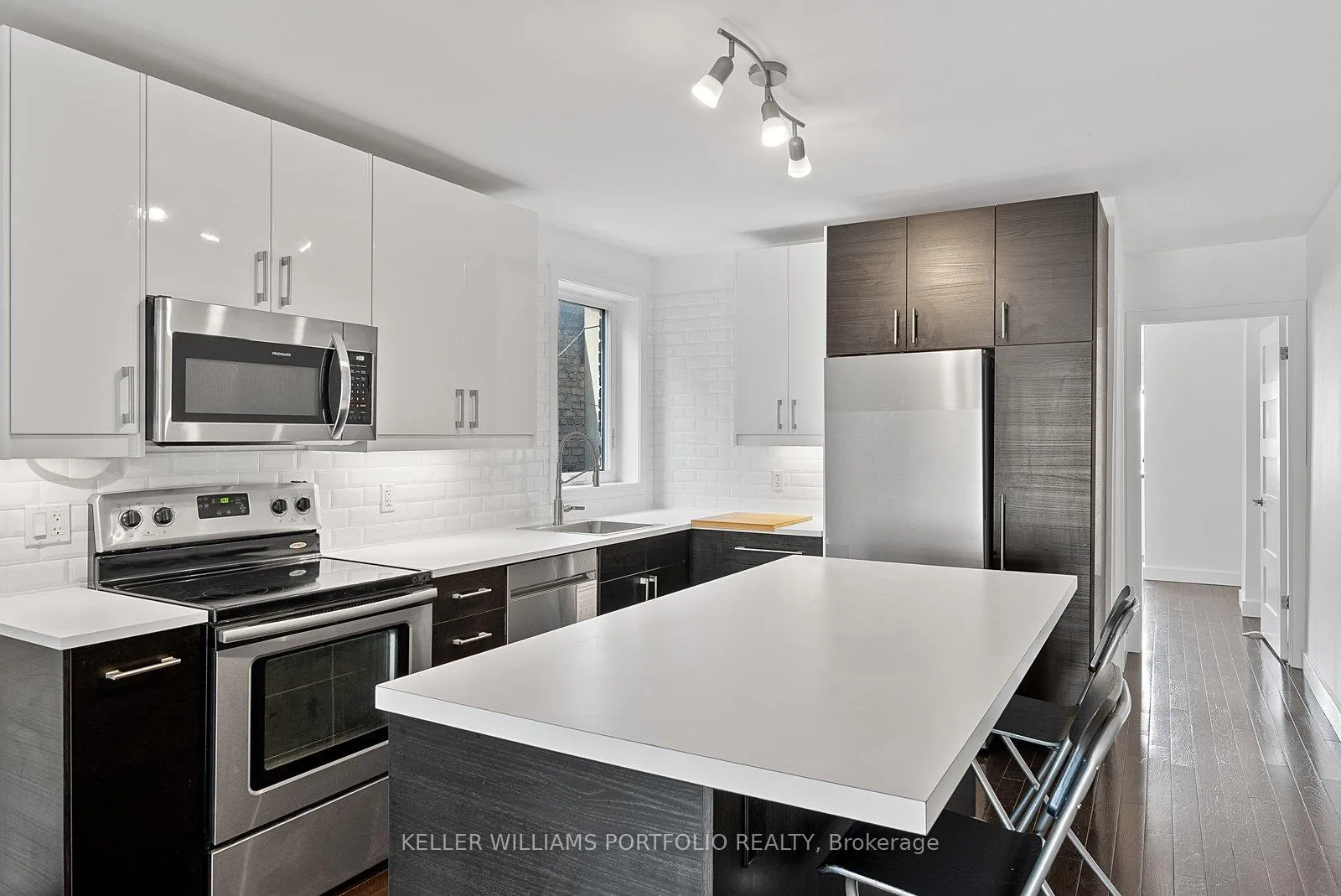 Photo 17 of 2118A Danforth Avenue, Toronto, East End-Danforth — HOMEH