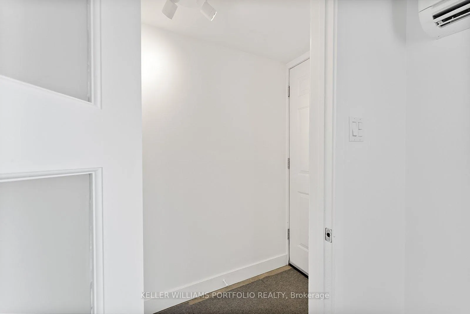 Photo 34 of 2118A Danforth Avenue, Toronto, East End-Danforth — HOMEH