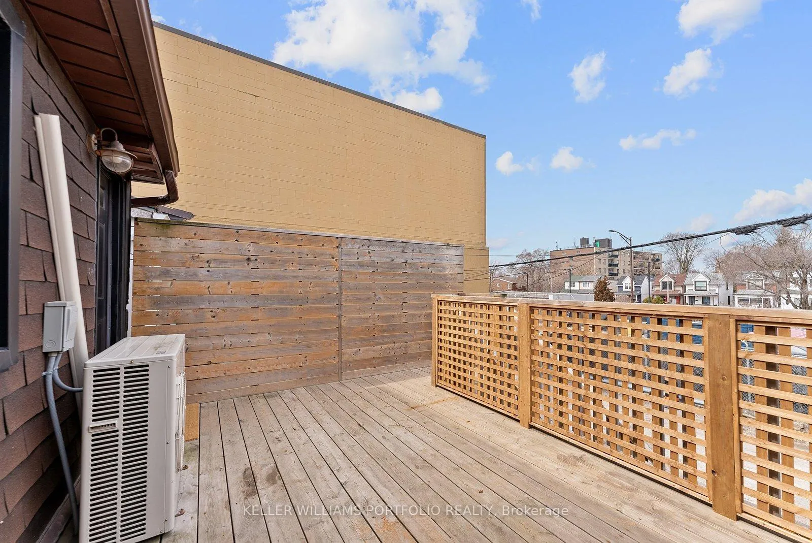 Photo 37 of 2118A Danforth Avenue, Toronto, East End-Danforth — HOMEH