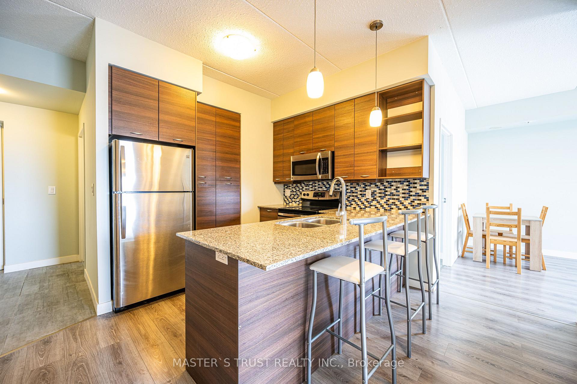 Photo 2 of Unit 1602, 318 Spruce Street, Waterloo, Downtown Waterloo — HOMEH