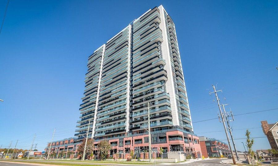 Front of Unit 1006, 2545 Simcoe Street N