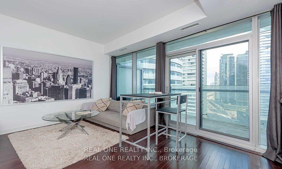 Photo 5 of Unit 2001, 12 York Street, Toronto, Waterfront Communities — HOMEH
