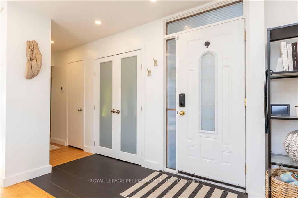 Photo 5 of 47 Ashburn Drive, Ottawa, Borden Farm/Stewart Farm/Carleton Heights/Parkwood Hills — HOMEH