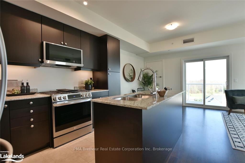 Photo 25 of Unit 409, 17 Spooner Crescent, Collingwood — HOMEH