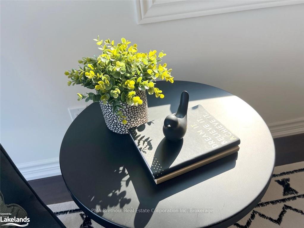 Photo 34 of Unit 409, 17 Spooner Crescent, Collingwood — HOMEH