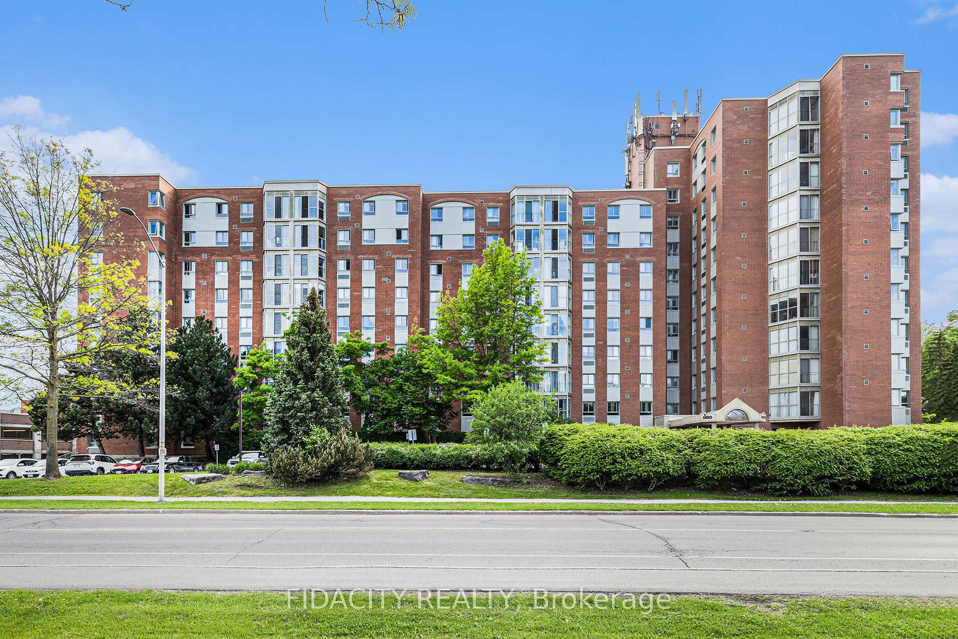 Front of Unit 205, 960 Teron Road
