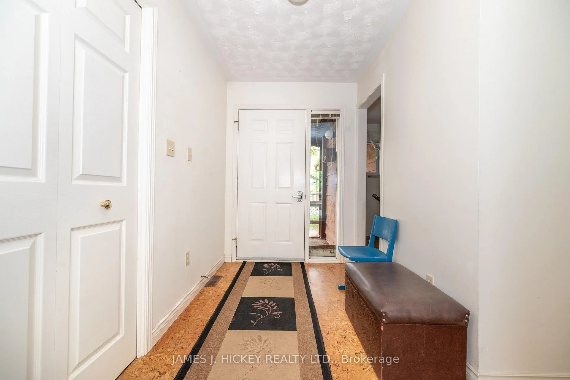 Photo 14 of 11 Banting Drive, Deep River — HOMEH