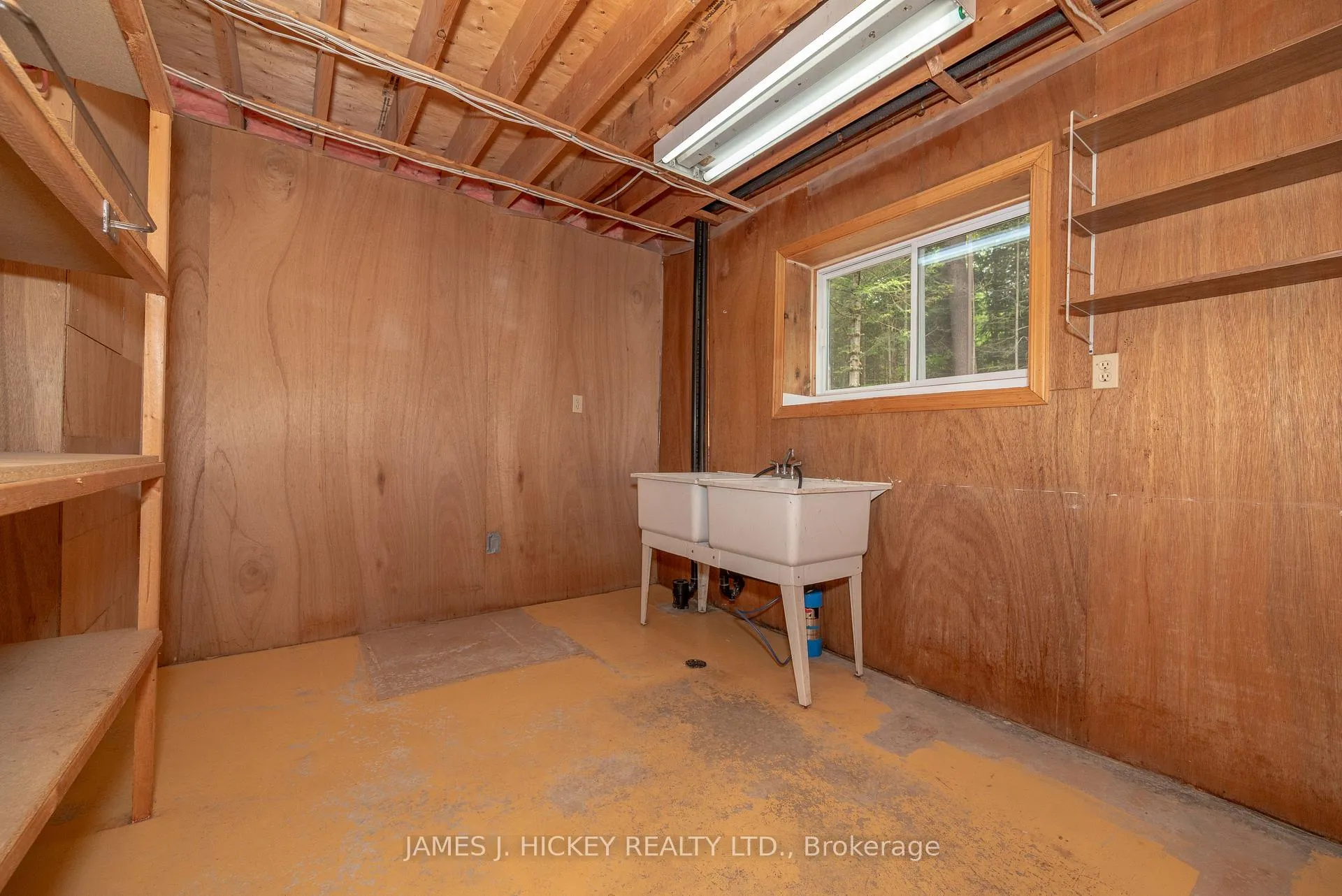 Photo 25 of 11 Banting Drive, Deep River — HOMEH
