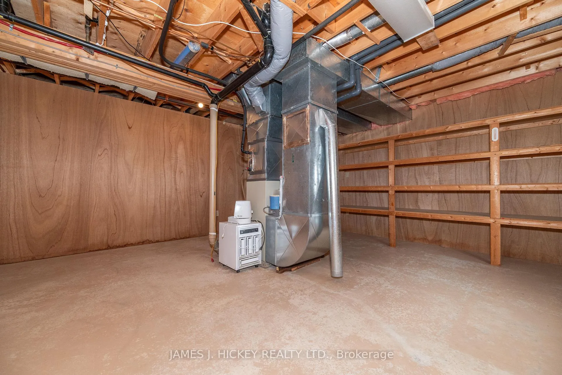 Photo 31 of 11 Banting Drive, Deep River — HOMEH