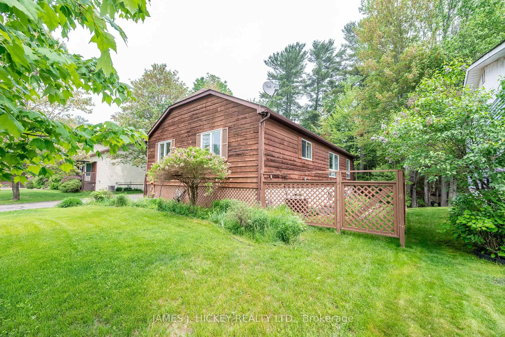 Photo 40 of 11 Banting Drive, Deep River — HOMEH