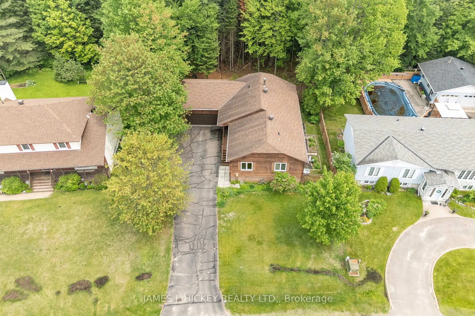 Photo 41 of 11 Banting Drive, Deep River — HOMEH