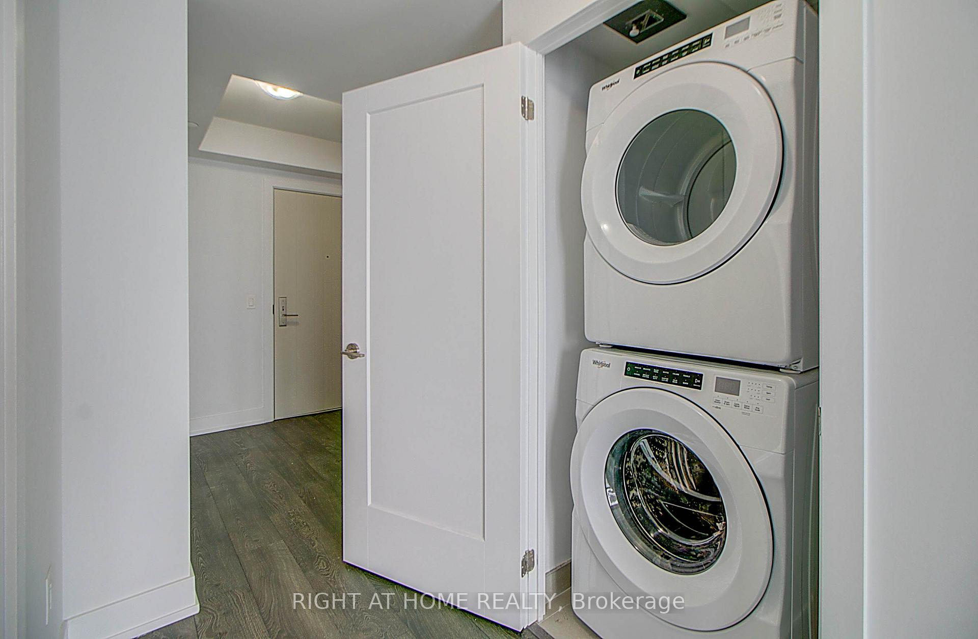 Photo 11 of Unit 2407, 2550 Simcoe Street N, Oshawa, Windfields — HOMEH