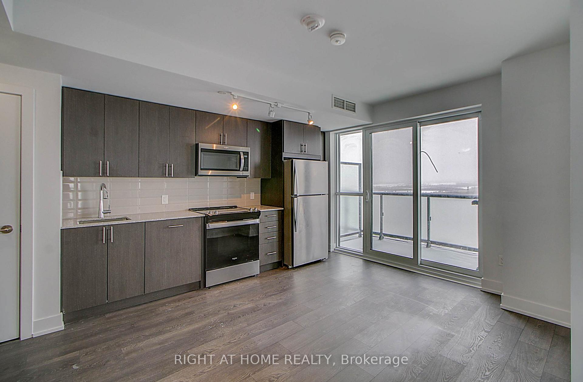 Photo 16 of Unit 2407, 2550 Simcoe Street N, Oshawa, Windfields — HOMEH