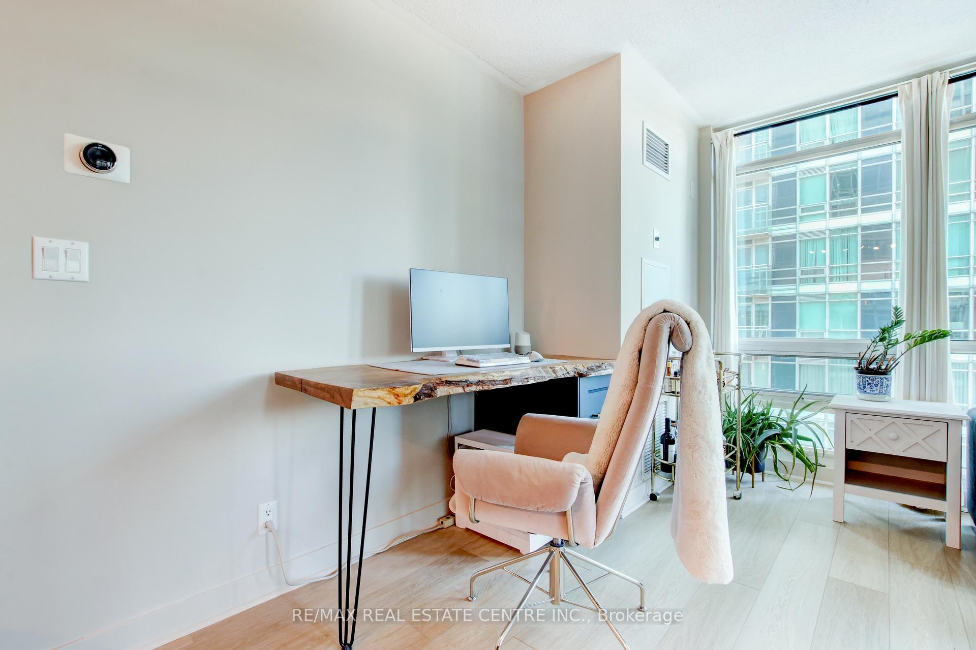 Photo 22 of Unit 1010, 397 Front Street W, Toronto, Waterfront Communities — HOMEH