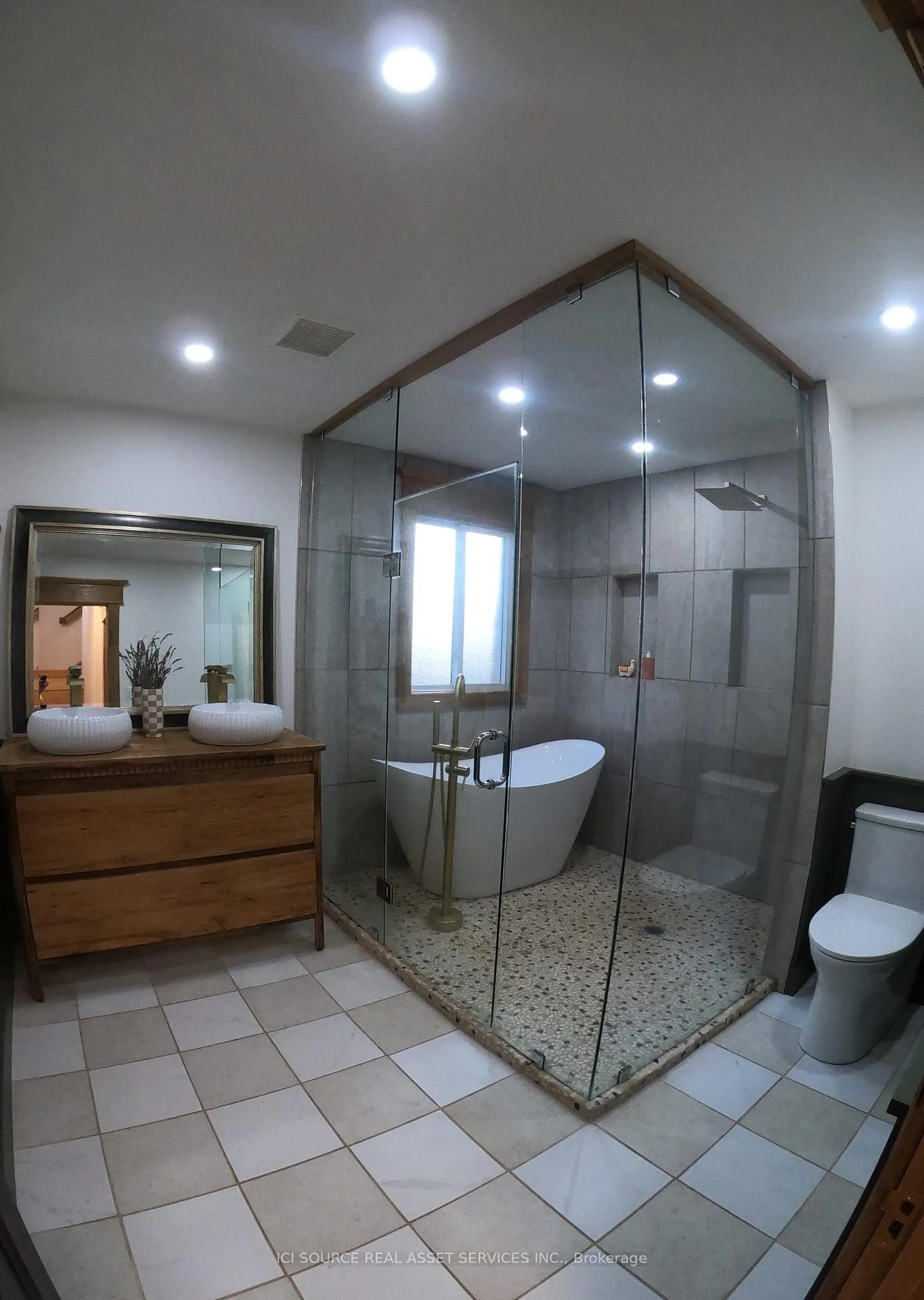 Photo 20 of 131 Orr Street, Chatsworth — HOMEH