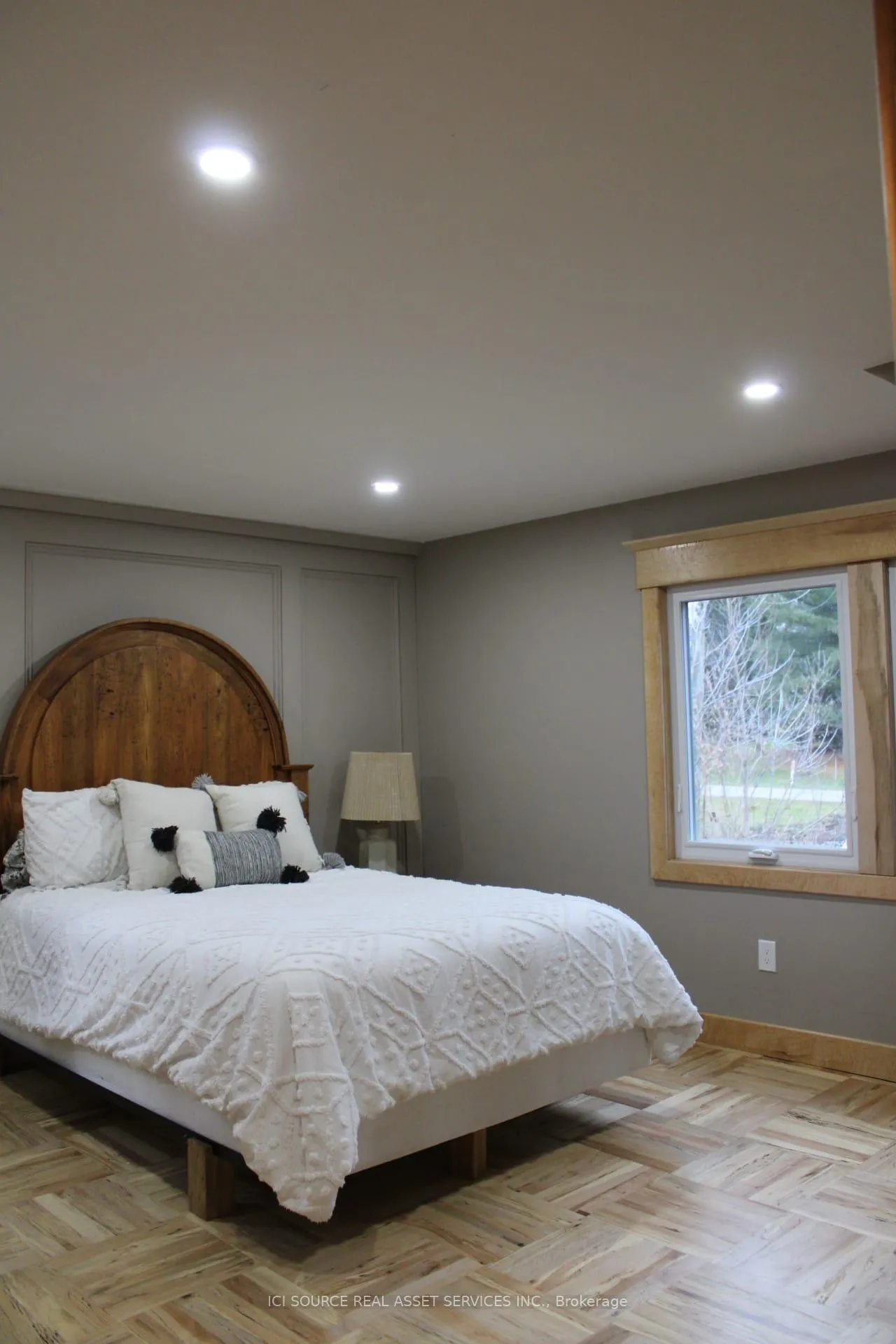 Photo 21 of 131 Orr Street, Chatsworth — HOMEH