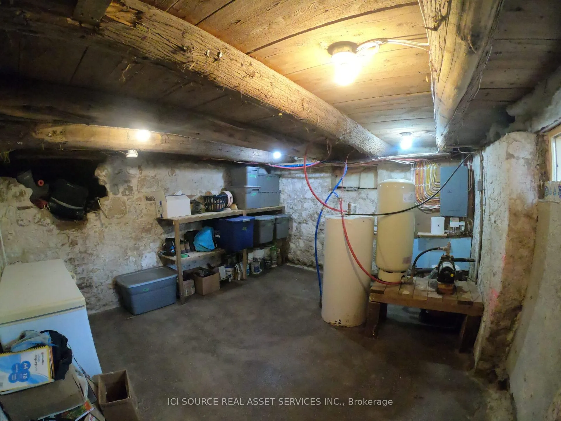 Photo 27 of 131 Orr Street, Chatsworth — HOMEH