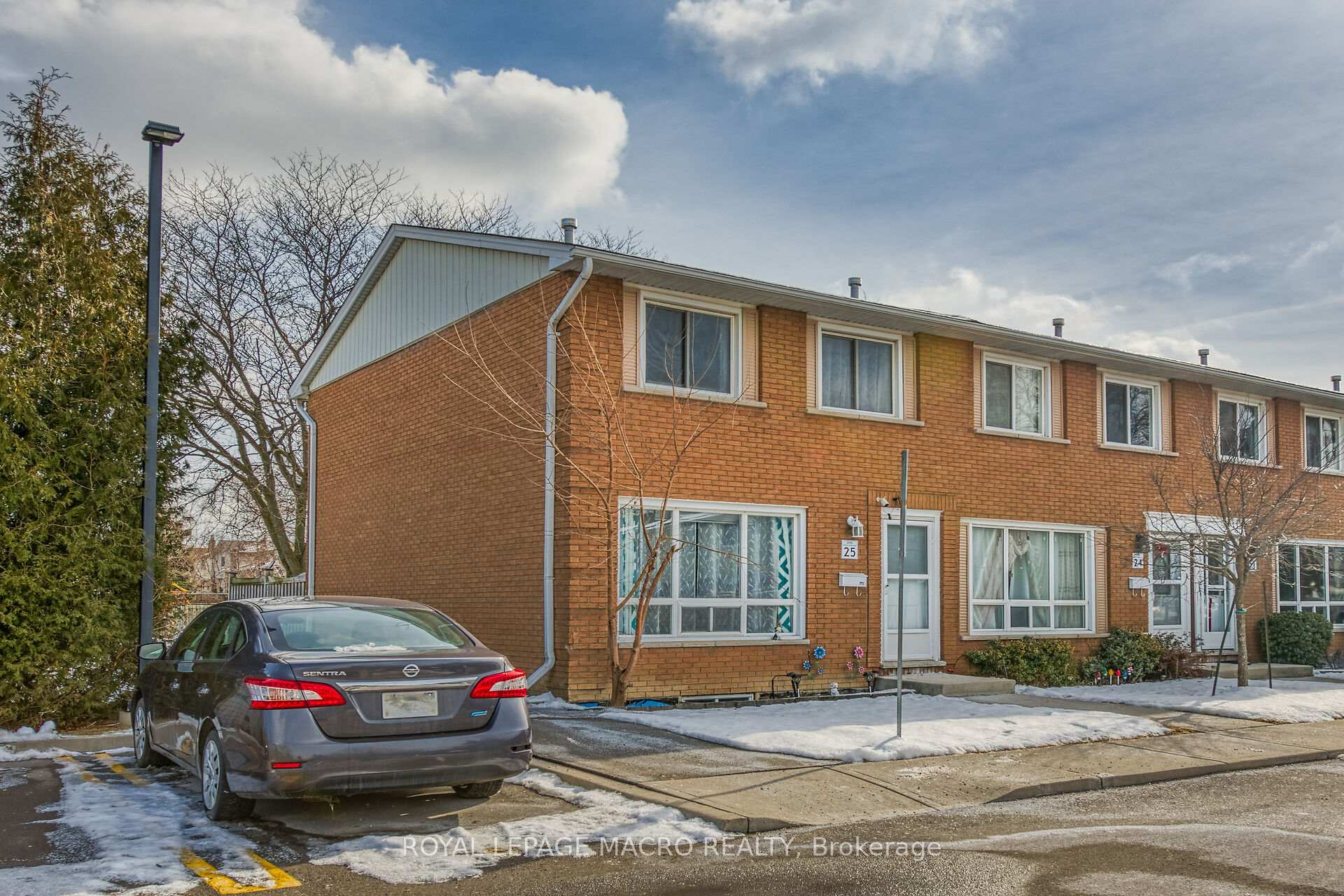 Photo 1 of Unit 25, 2700 Barton Street E, Hamilton, Grayside — HOMEH