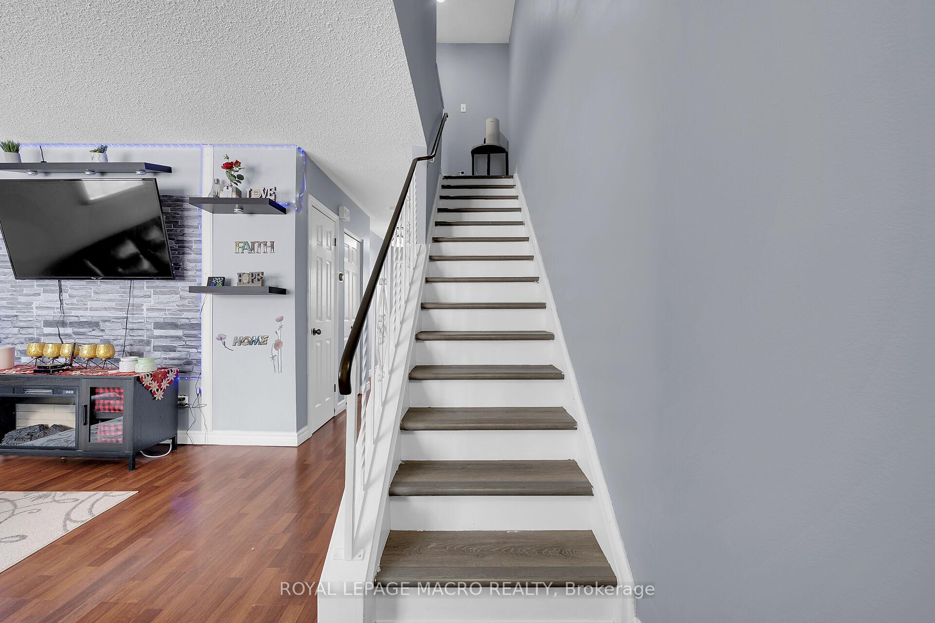 Photo 22 of Unit 25, 2700 Barton Street E, Hamilton, Grayside — HOMEH