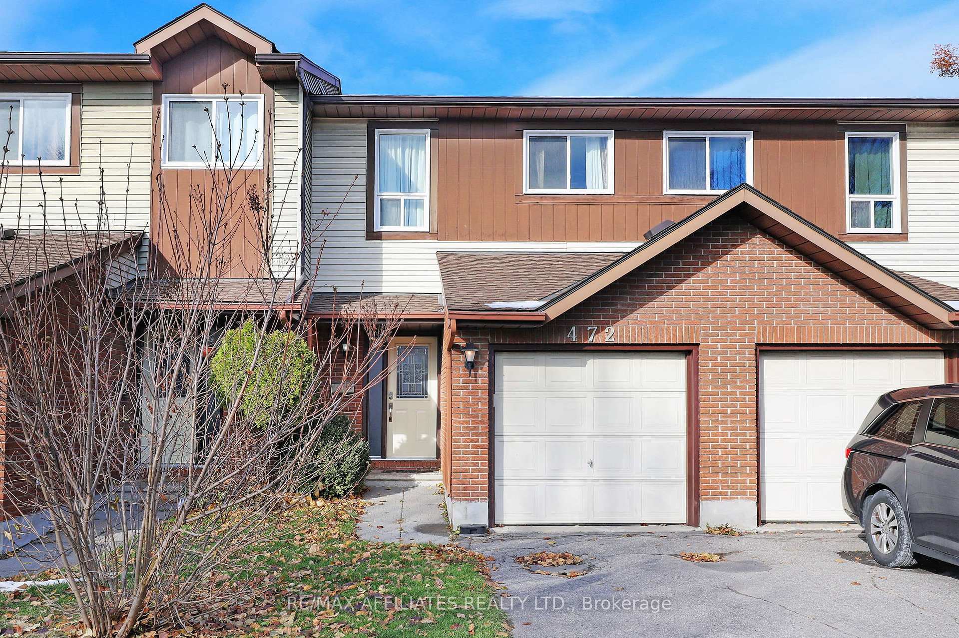 Photo 1 of Unit 37, 472 Sandhamn Private, Ottawa, Hunt Club Park/Greenboro — HOMEH
