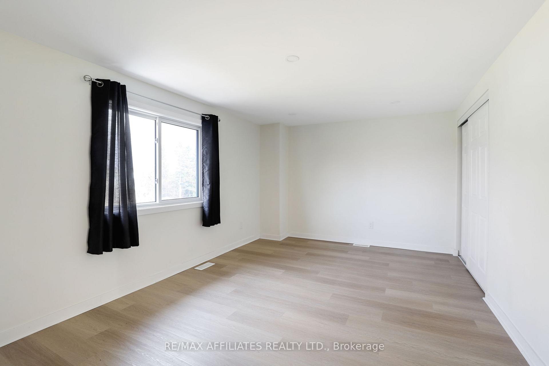 Photo 23 of Unit 37, 472 Sandhamn Private, Ottawa, Hunt Club Park/Greenboro — HOMEH