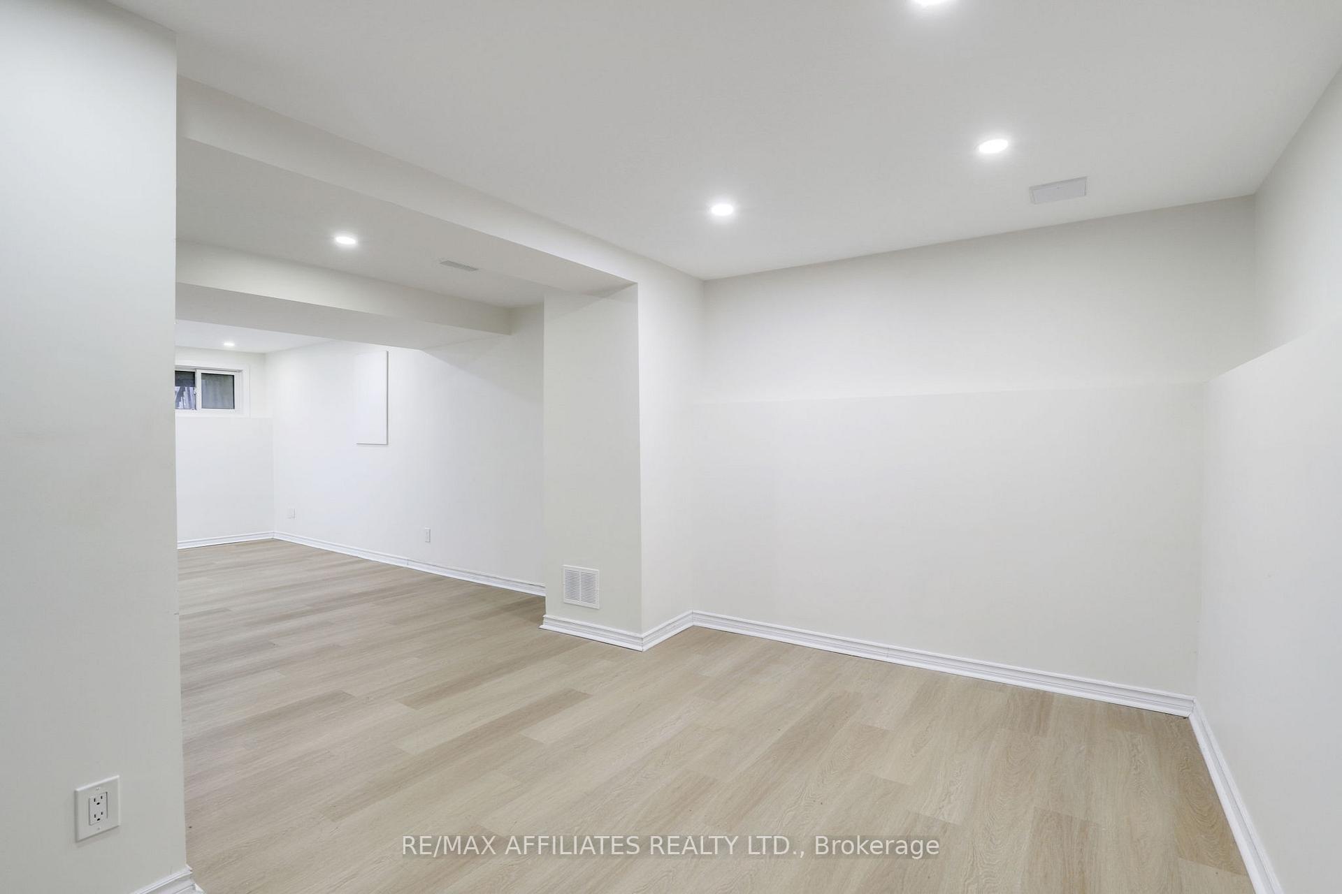 Photo 35 of Unit 37, 472 Sandhamn Private, Ottawa, Hunt Club Park/Greenboro — HOMEH
