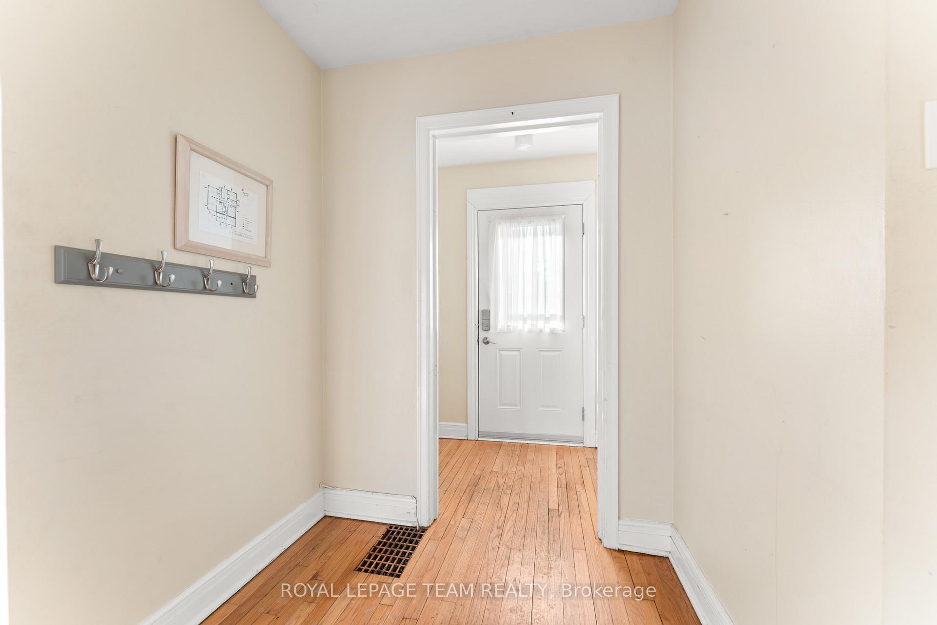 Photo 4 of 1277 Coldrey Avenue, Ottawa, Carlington — HOMEH
