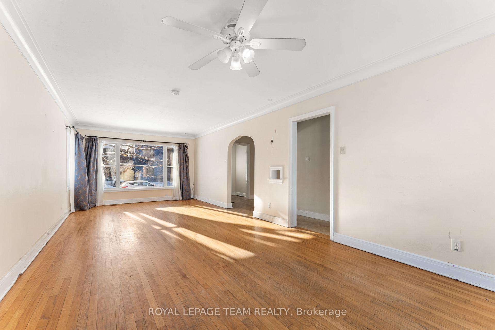 Photo 10 of 1277 Coldrey Avenue, Ottawa, Carlington — HOMEH