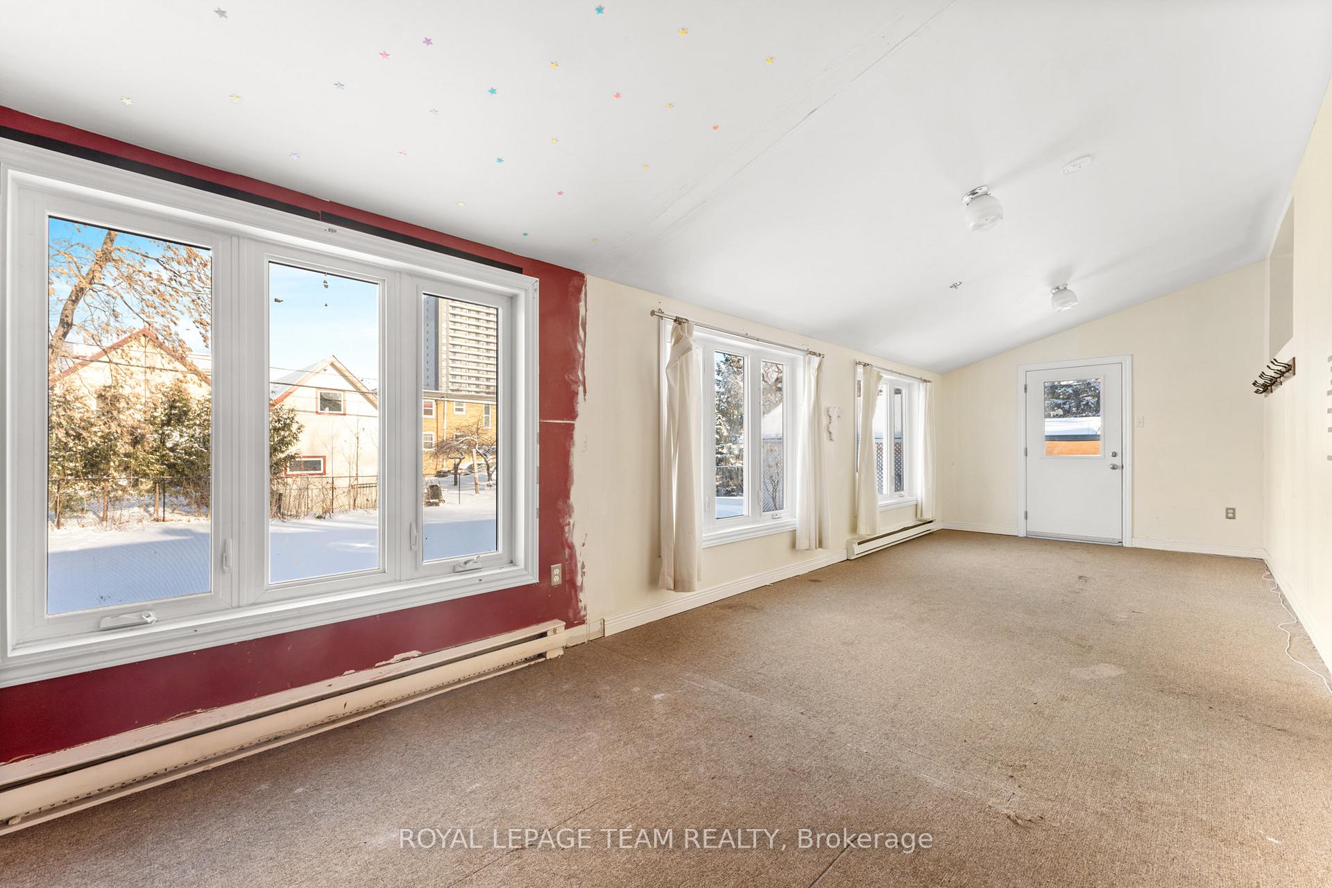 Photo 17 of 1277 Coldrey Avenue, Ottawa, Carlington — HOMEH