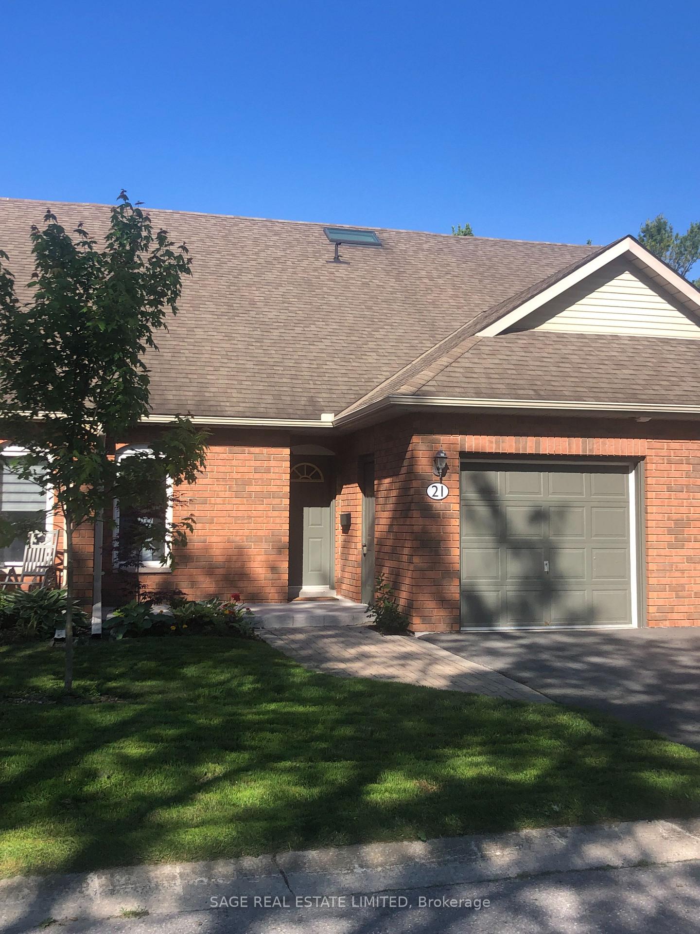 Photo 2 of 21 Charles Court, Selwyn — HOMEH