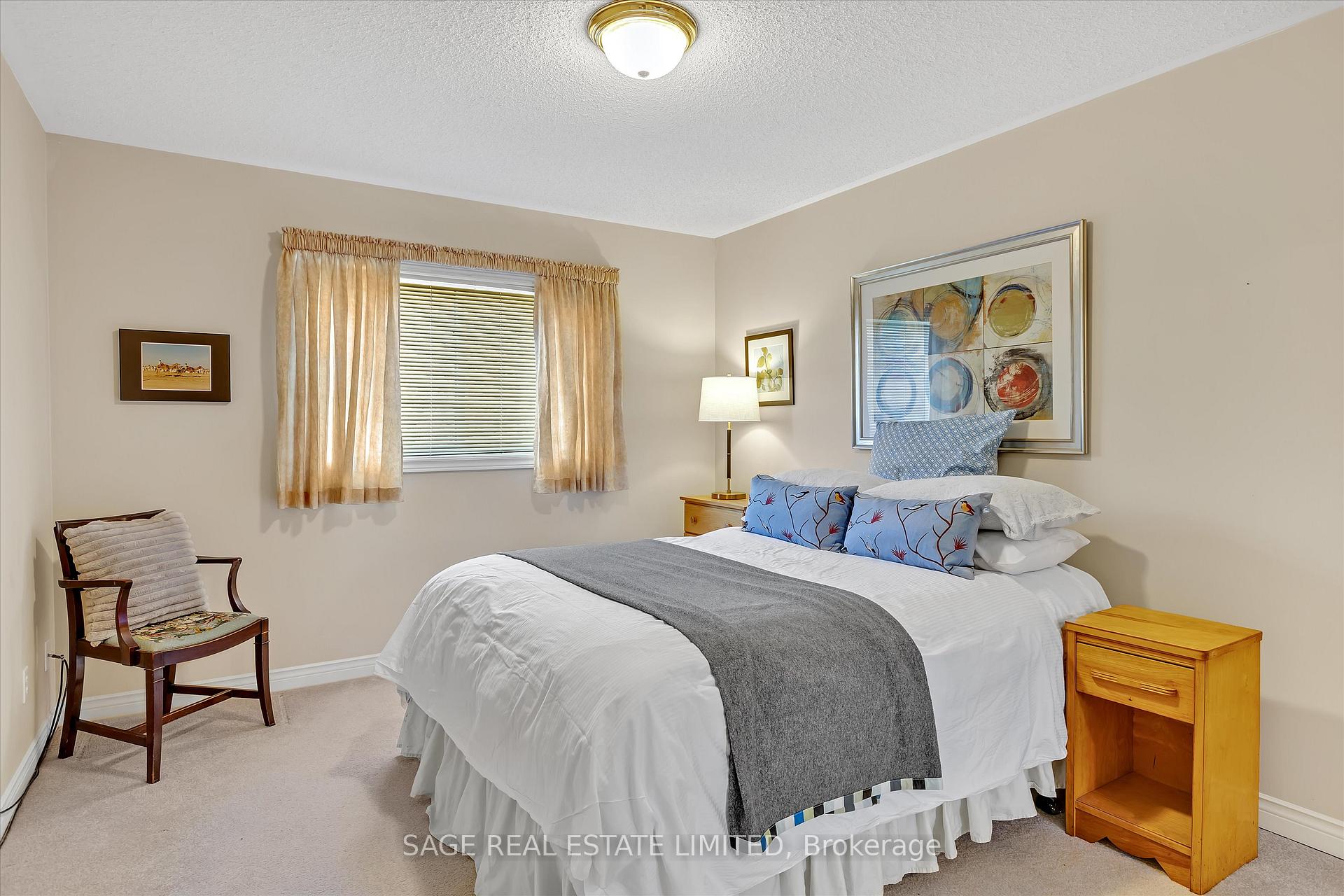 Photo 15 of 21 Charles Court, Selwyn — HOMEH