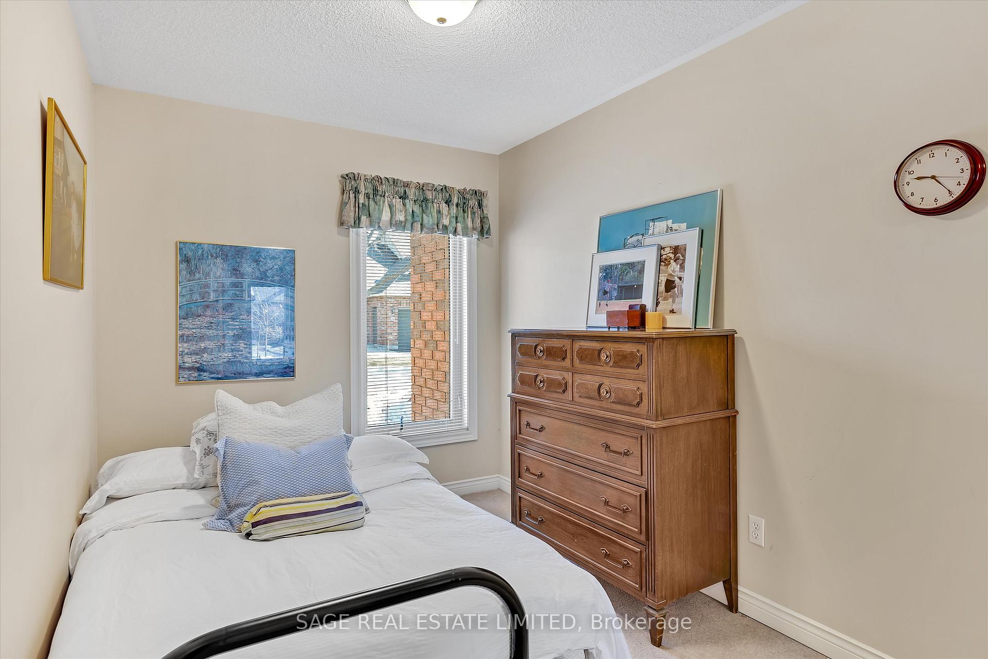 Photo 18 of 21 Charles Court, Selwyn — HOMEH