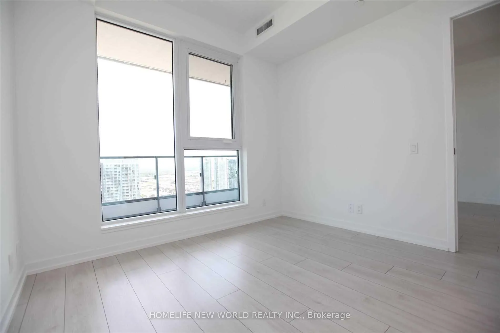 Photo 11 of Unit 1503, 950 Portage Parkway, Vaughan, Vaughan Corporate Centre — HOMEH