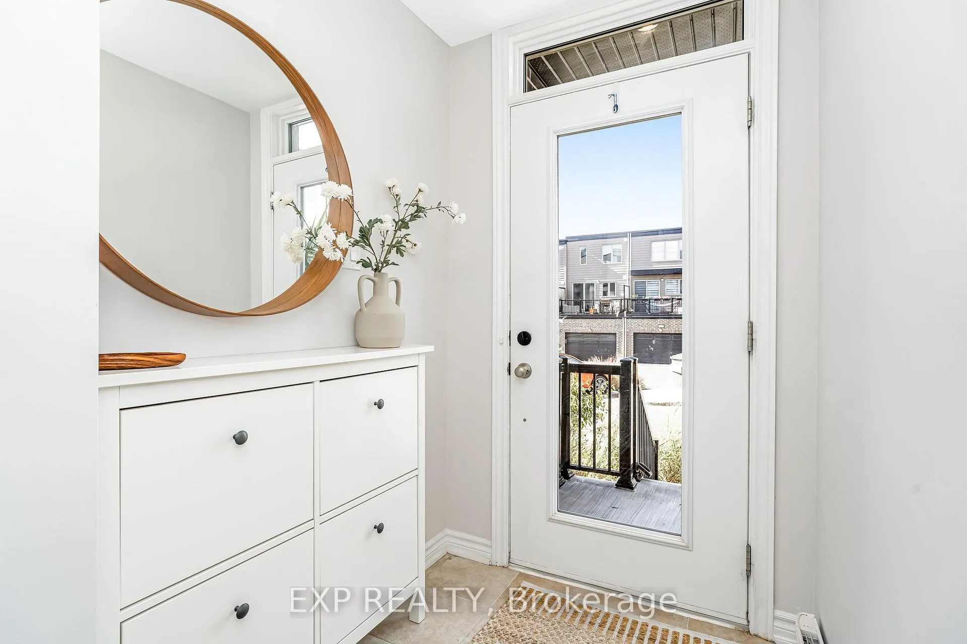 Photo 3 of 525 Ozawa Private, Ottawa, CFB Rockcliffe and Area — HOMEH