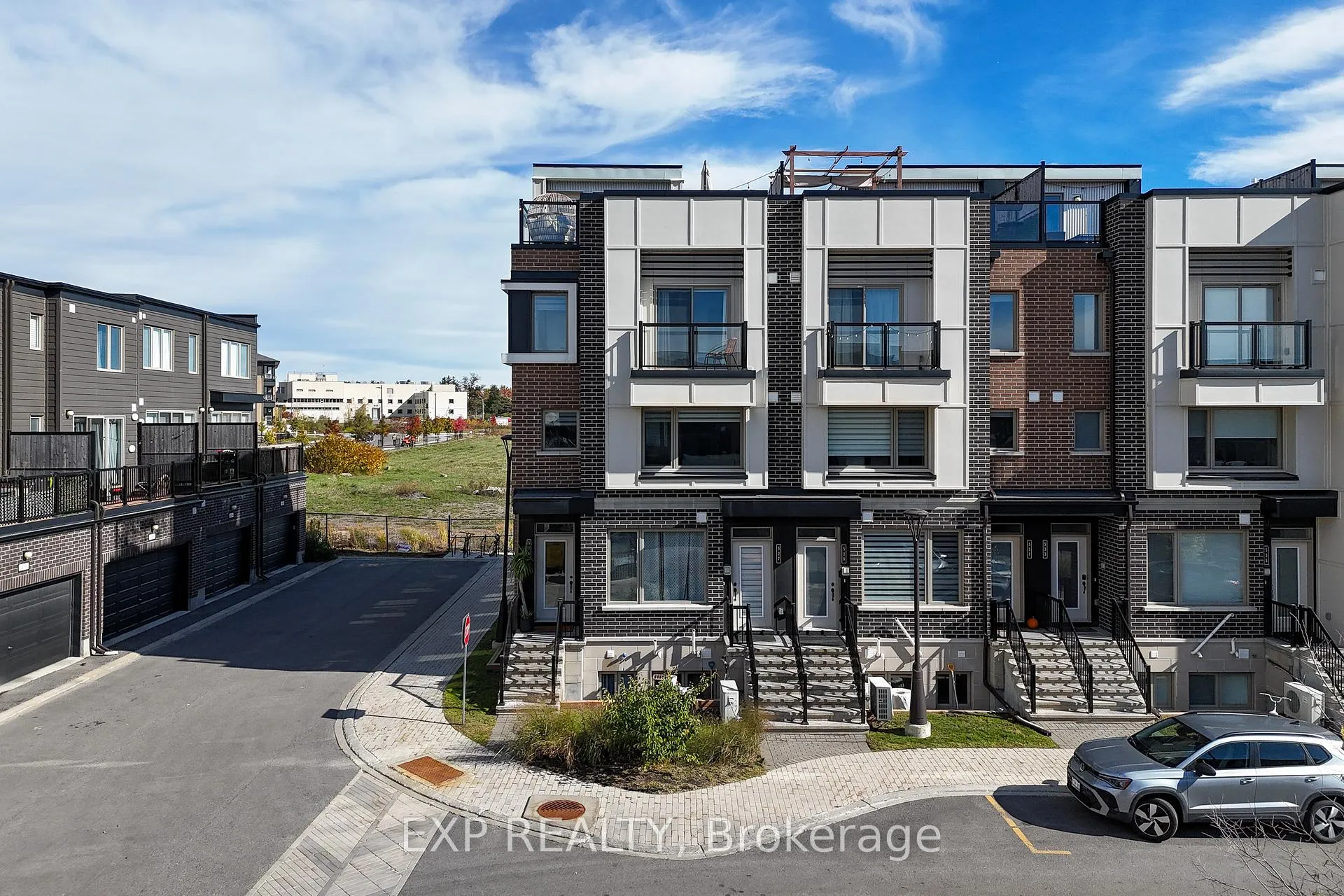 Photo 40 of 525 Ozawa Private, Ottawa, CFB Rockcliffe and Area — HOMEH