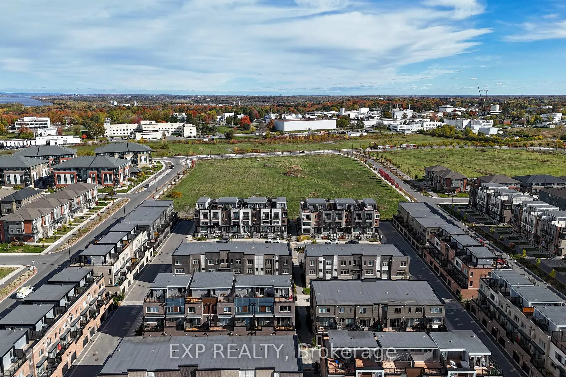 Photo 46 of 525 Ozawa Private, Ottawa, CFB Rockcliffe and Area — HOMEH